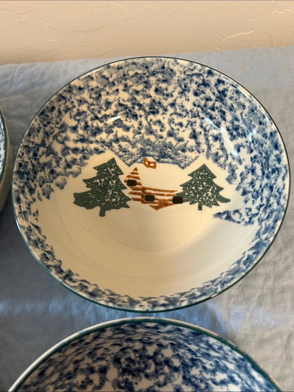 Set of 4 Tienshan Folk Craft soup/cereal bowls in the 
